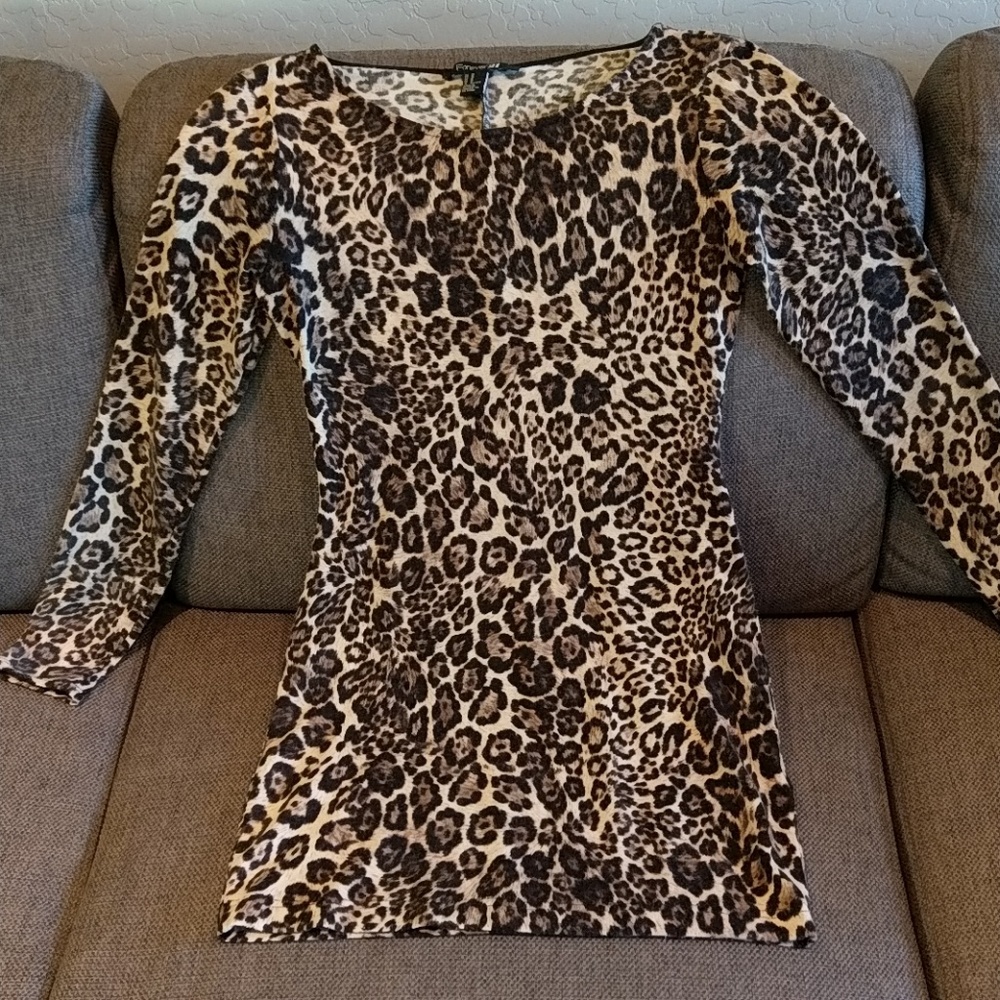 Leopard print forever 21 long sleeve dress
